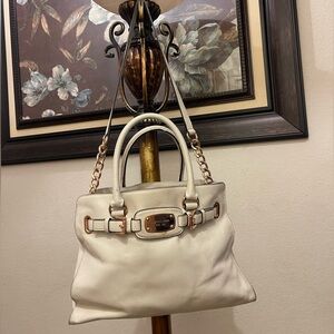 Michael Michael Kors please check all picture of condition